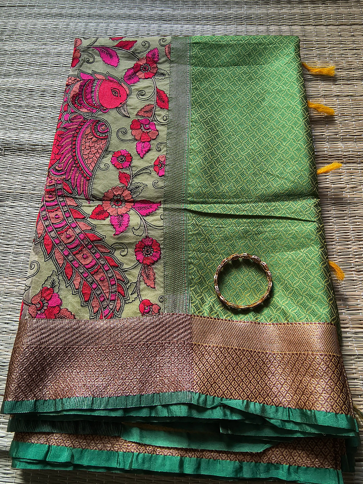 Jamewar Saree