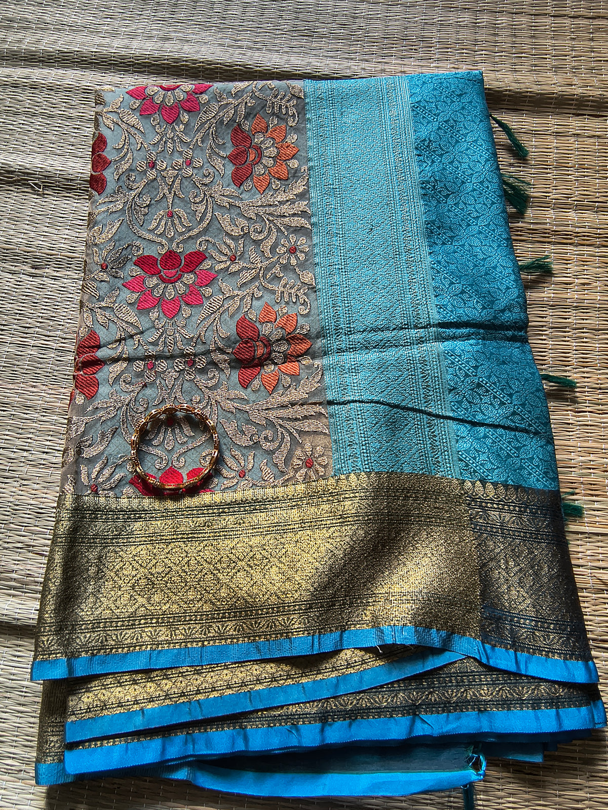 Jamewar Saree